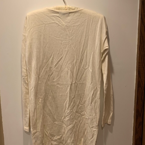 Adrienne Vittadini Sweater. Brand New with tags. - Picture 2 of 3